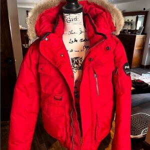 {RARE} NWT Pajar Men’s Zach Down Bomber in Vibrant Red  with Fur Trim